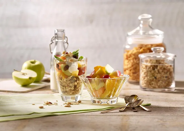 Super 8 By Wyndham Hamburg Mitte Hotel